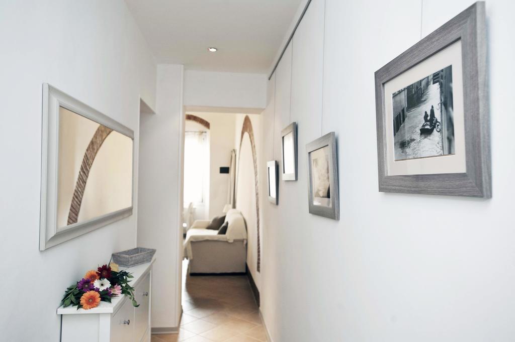 Roommo Beccaria Florence Room photo